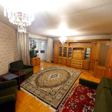 Петра Григоренка просп., 33/44