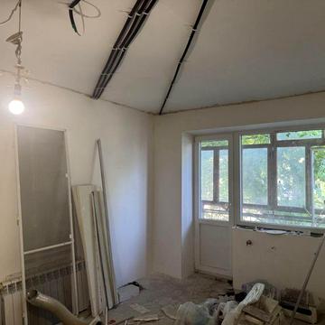 Продаж 1к.кв Космонавтів ( Рассвет )