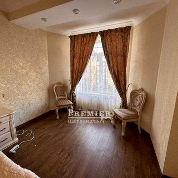 Продам квартиру з ремонтом в елітному ЖК біля моря