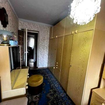 3 кімнатна квартира на вулиці Троїцькій