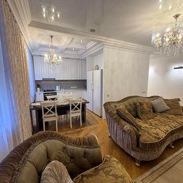 Продам 3х кімн квартиру Гончара 82 Ремонт метро Університет