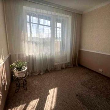 Продам 2-ку чешской планировки на Роганском, улица Зубарева