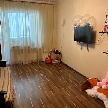 Продаж квартири  з меблями та технікою Яблуневий, Обухів