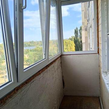 Оболонь, вул. Прирічна, продаж трикімнатноі