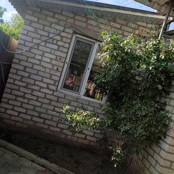 Продам  частину будинку  з меблями