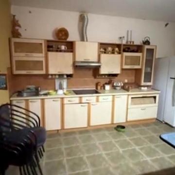 Дністровська, 9