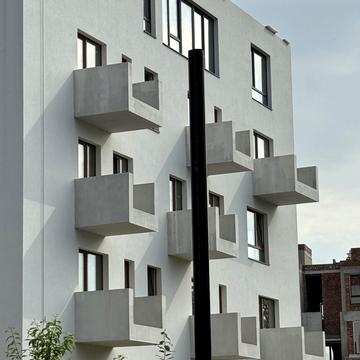 Пилипа Орлика вул., 8