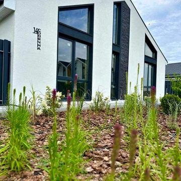 Продаж котеджу з ремонтом в Gardd House. Містечко біля десни, еко-став