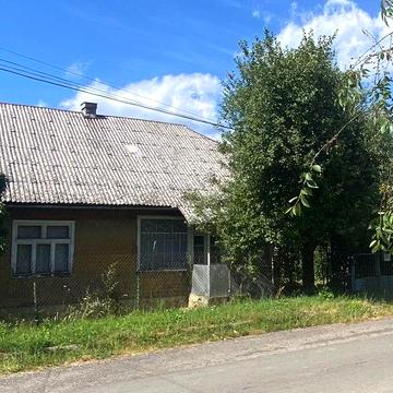 Приватний будинок в смт.Міжгіря