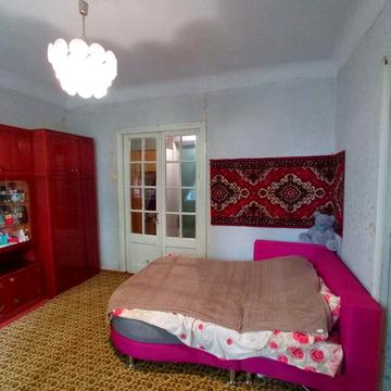 Універсальна вул., 9