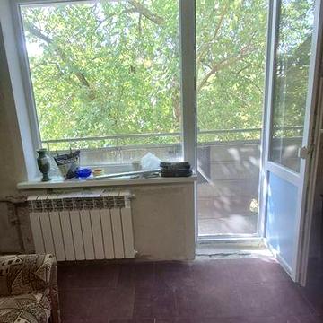 Продам трикімнатну квартиру Змичка