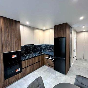 Новинка! Стильна півторачка в гарному районі, готова для проживання!