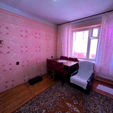 Продається 2 кімнатна панелька на Узбецькій