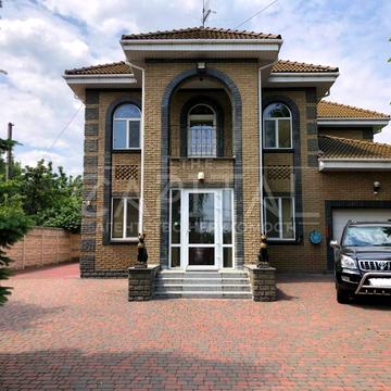 вул. Сергія Світославського