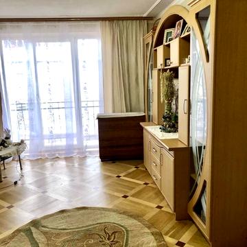 звенигородська площа, 25
