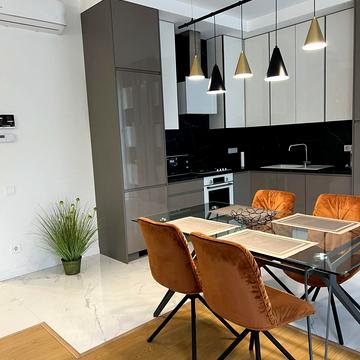 Личаківська вул. (), 37