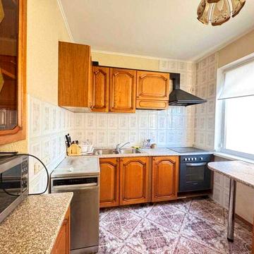 Виноградар, пр. Георгія Гонгадзе 20-Д, затишна 3к. Ретровіль