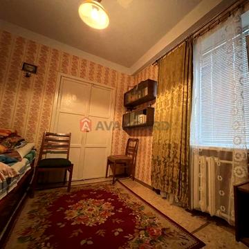 Сдам затишну 2 к. квартиру(На довгий термін)Космос