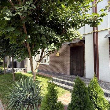 Центральна вул., 49Г