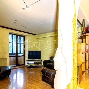 Данилевського вул., 6