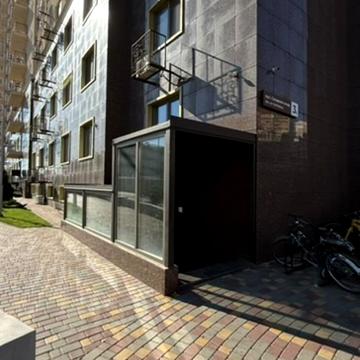 Академіка Сахарова вул., 3-В