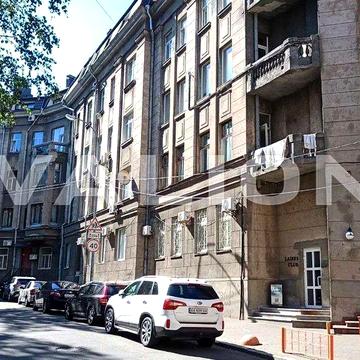 Продаж 2 кімн. квартири, Печерськ, вул. Круглоуніверситетська 18/2
