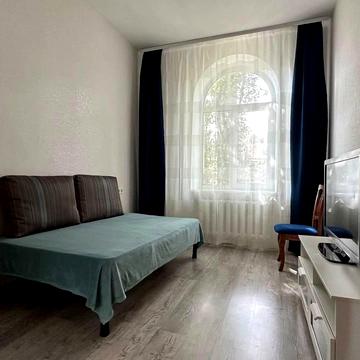 Семінарська вул., 18/20