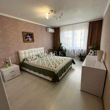 Продам 2-кімнатну квартиру 70кв. Євроремонт вул. Краківська ,13б