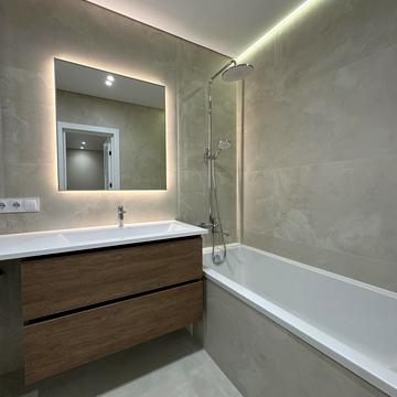 Героїв Миколаєва вул., 129а