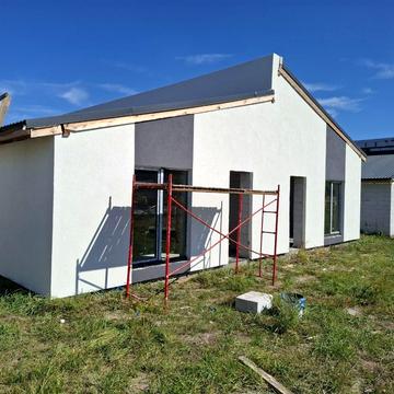 Білогородська, 1