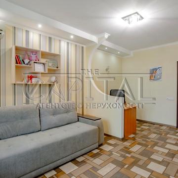 Драгоманова вул., 6/1