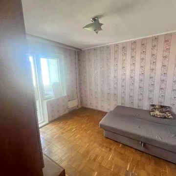 Продам 2-к. квартиру на вул. Оноре де Бальзака 87. Деснянський район