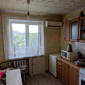 Євгена Чикаленка вул., 76а