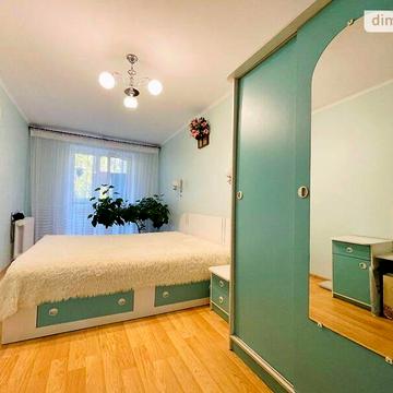 Продаж 3к Квартира Василя Червонія (Гагаріна) вулиця