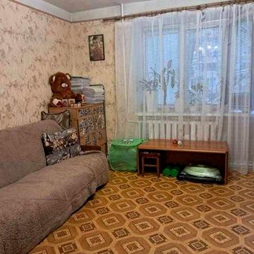 2 комн. квартира рядом с метро Холодная Гора, в кирпичном доме
