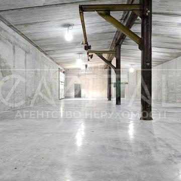 Центральна вул., 1