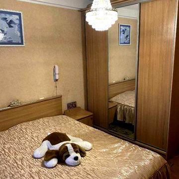 2к., поруч м.Академмістечко. Газова плита, є бойлер.