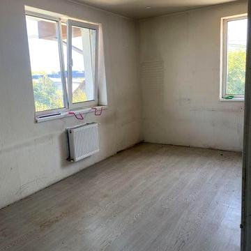 Продається 2 кімнатна квартира Обухів