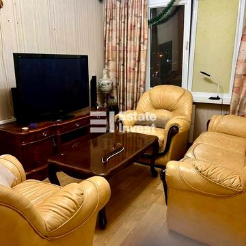 Академіка Павлова вул., 134/16