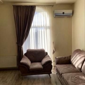 Продам 2 комнатную центр дружба