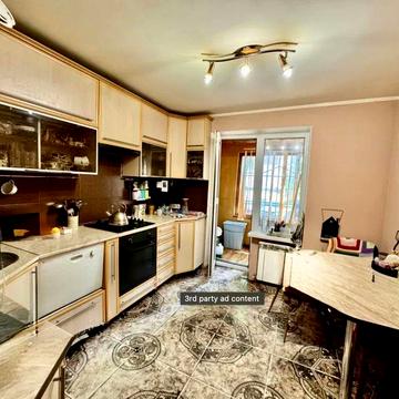 Продам 3 к. квартиру на Махачкалинській, 5