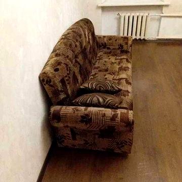 Продам 2 ком кв Центр сталинка