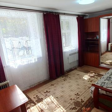 Косвена вул., 42а