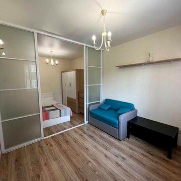 Продаж 1к квартири Центральний парк, оформлення 2%