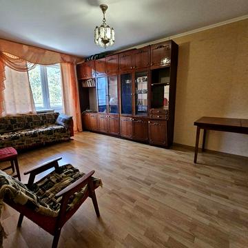 Оренда чотирьохкімнатної квартири з АВТОНОМНИМ ОПАЛЕННЯМ в Звягелі