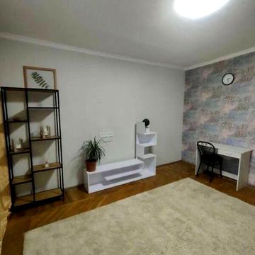 Довгострокова оренда 2к Квартира Подебрадська (Кожемяки) вулиця
