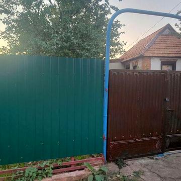 Продаю дом вместе с землей