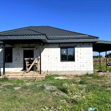 вулиця Різдвяна, 40