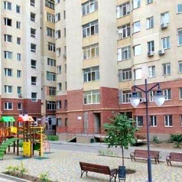 Євгена Чикаленка вул., 56б