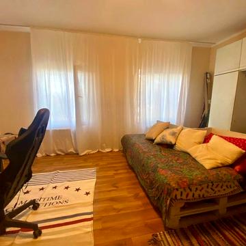 Продается одноэтажный дом 100м2 с участком 8 сот в Широкой Балке. С2